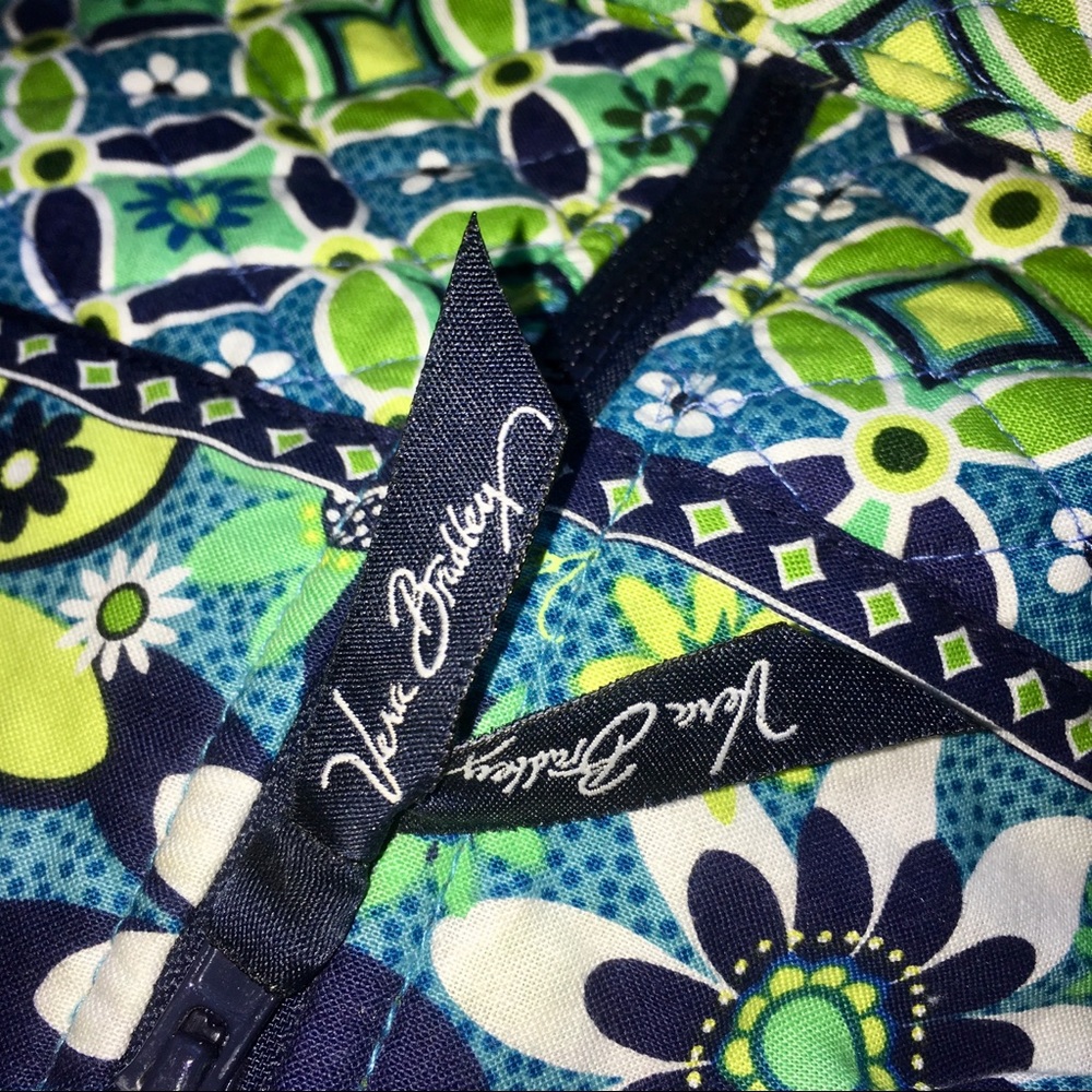 NWOT Vera Bradley Large Duffel